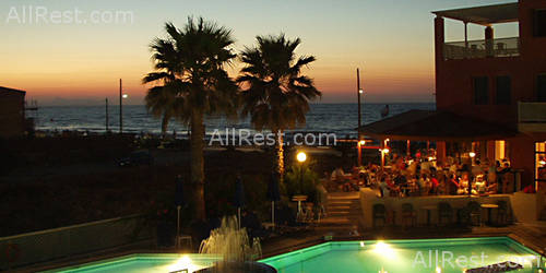 Pearl Beach Hotel 10